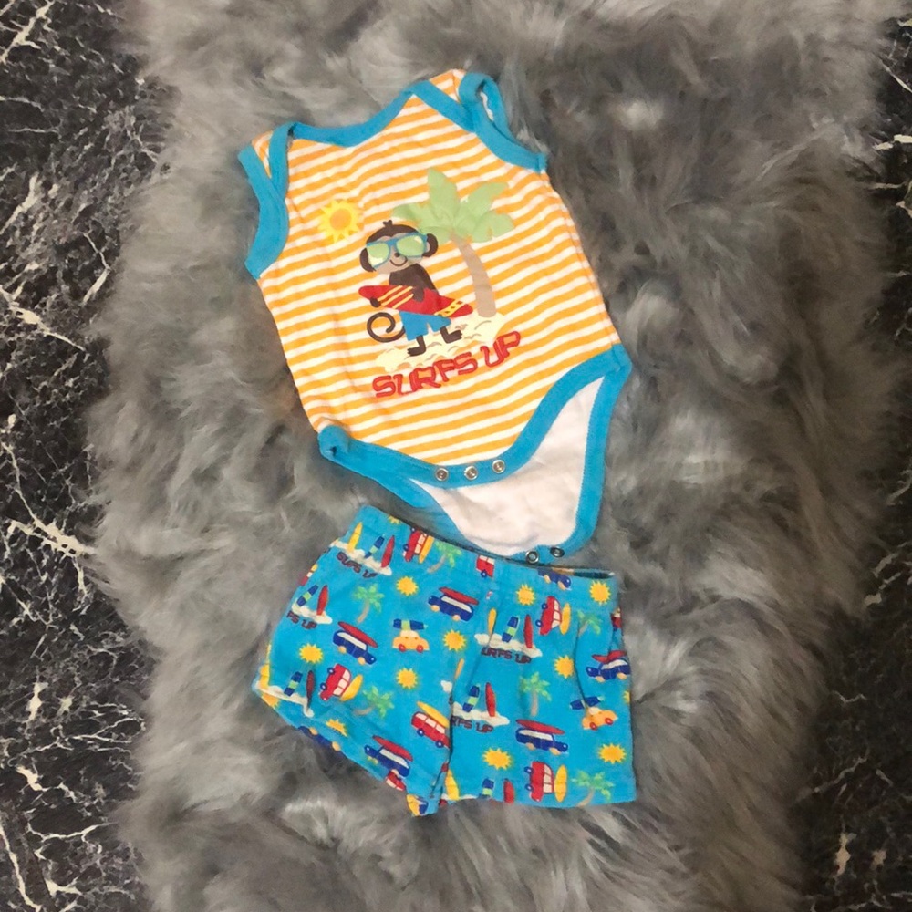 4for$20 buster brown - surfs up outfit
